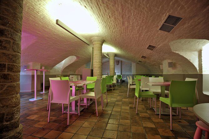 Frietmuseum Entrance Ticket - Basement medieval cellars: eat like you mean it