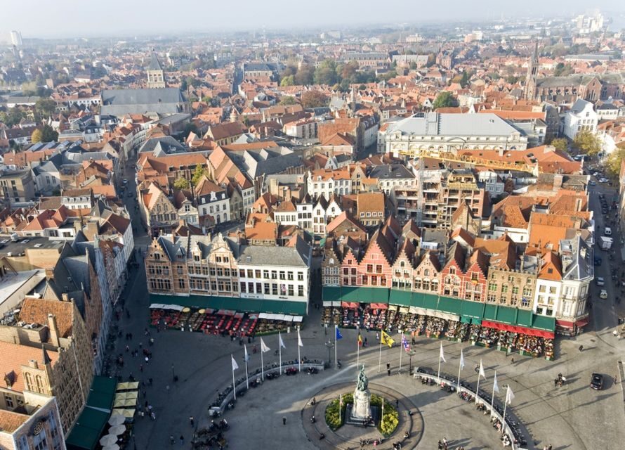 From Amsterdam: Day Trip to Bruges in Spanish or English - Bruges, the Venice of the North, in 12 hours