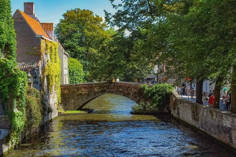 From Amsterdam: Private Sightseeing Tour to Bruges - Why this private Amsterdam to Bruges trip feels easier than doing it yourself