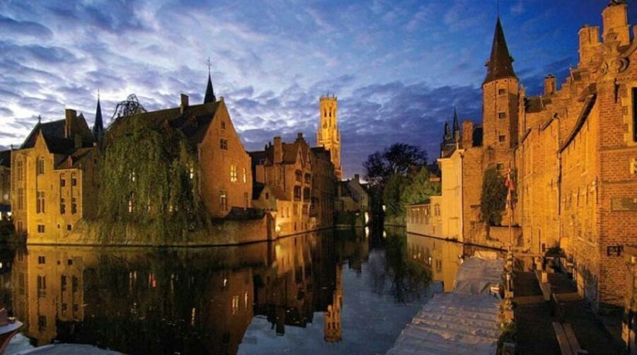 From Brussels: Bruges Day Trip with Boat Tour Option (ENG) - St. John’s Hospital, Church of Our Lady, and Gruuthuse Palace