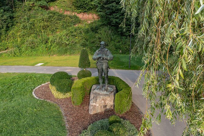 From Brussels: Patton's Battle of the Bulge Day Trip (LUX+BE) - Luxembourg American Cemetery: Patton’s Grave Connection in Hamm