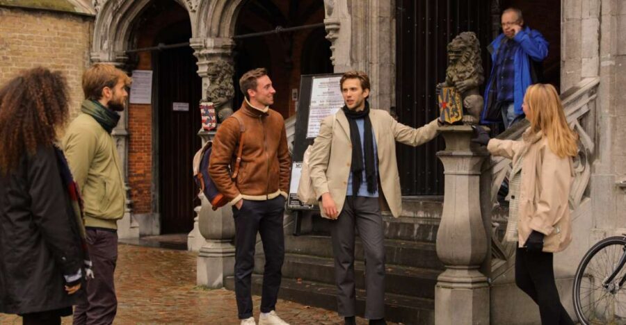 From Paris: Bruges Guided Tour with Hotel Pickup - Free time in Bruges: how to use it for a real lunch and not just snacks