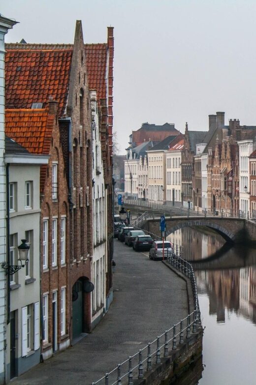 From Paris: Day Trip to the Enchanting Brussels and Bruges - Practical Tips That Make This Day Trip Much Easier