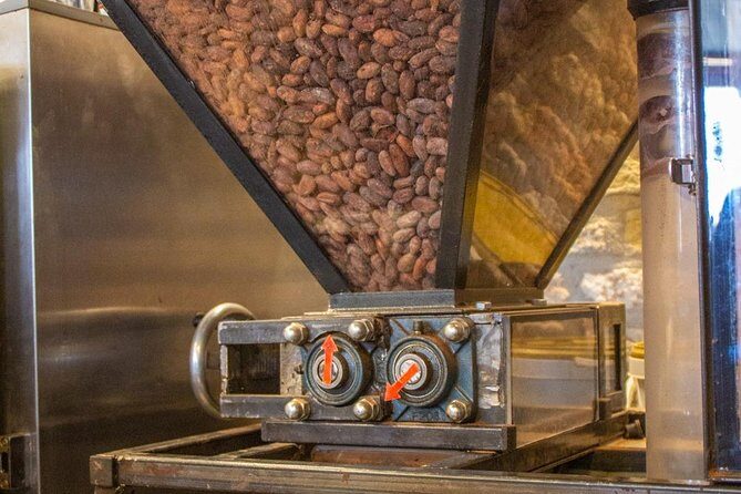 Gastronomic Tour: A Taste of Bruges - Chocolate Bruges for Truffles: Soft Filling and Real Craft