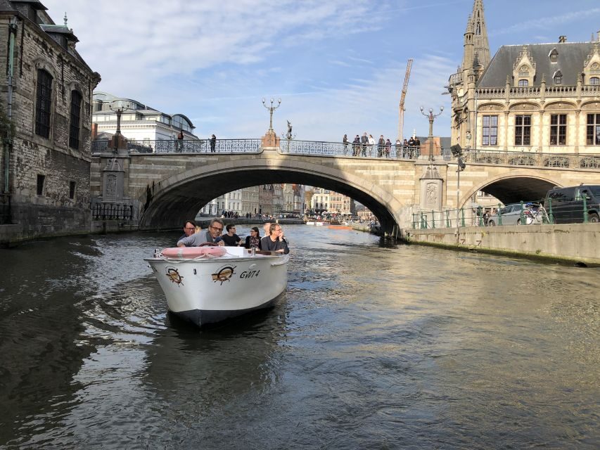 Ghent: 40-Minute Historical Boat Tour of City Center - 40 Minutes of Ghent, in the Right Order