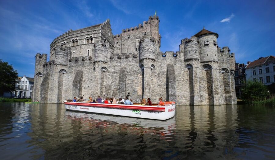 Ghent: 40 Minute Medieval Center Guided Boat Tour - Comfort, timing, and small surprises on the boat