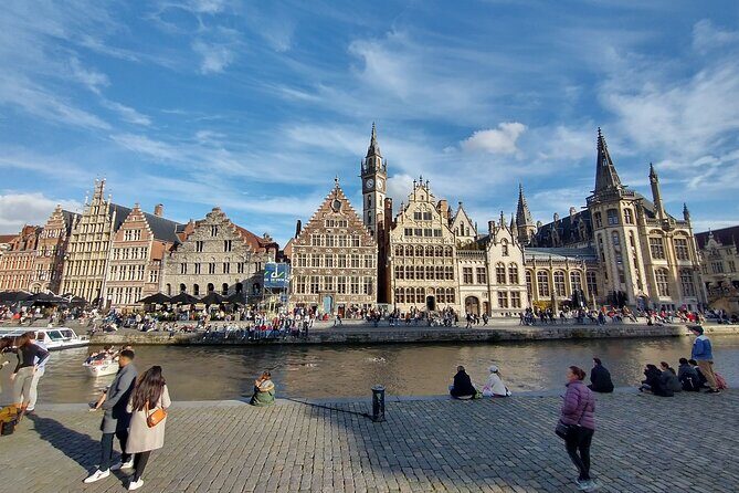 Ghent Chocolate Tasting and Sightseeing Tour - Cathedral time: spotting meaning at the Ghent Altarpiece