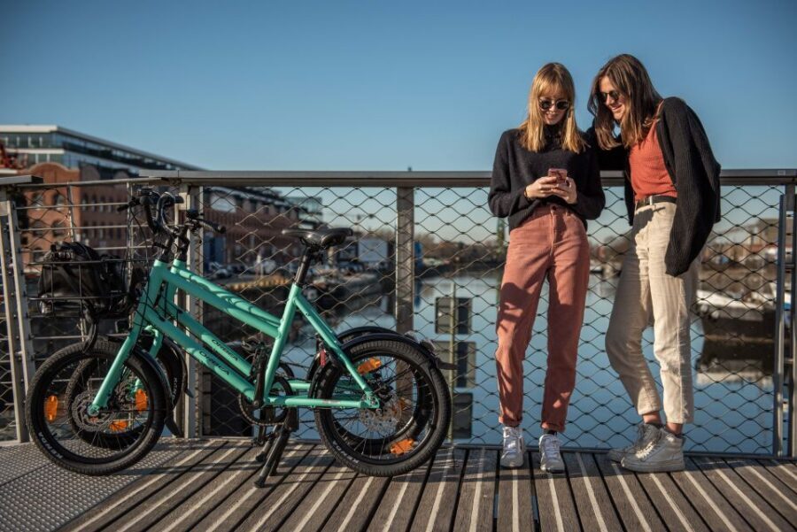 Ghent: City Highlights and Hidden Gems Guided Bike Tour - Abbeys and Churches: Stories You’ll Actually Retain