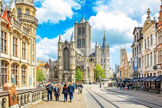Ghent: City Walk with Audio Guide in 7 Languages on your Phone - Belfry and Cloth Hall: Civic Power and Textile Trade in One Skyline