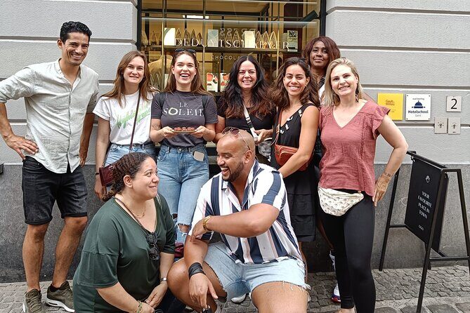 Ghent: Famous Belgian Chocolate Walking Tour with Tastings - Stop-by-Stop: What You’ll Taste at Each Chocolatier and Candy Shop