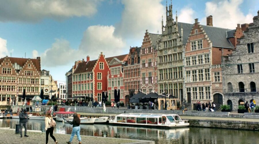 Ghent: Guided City Tour with Food Tastings - Logistics that matter: what to bring and how to move comfortably