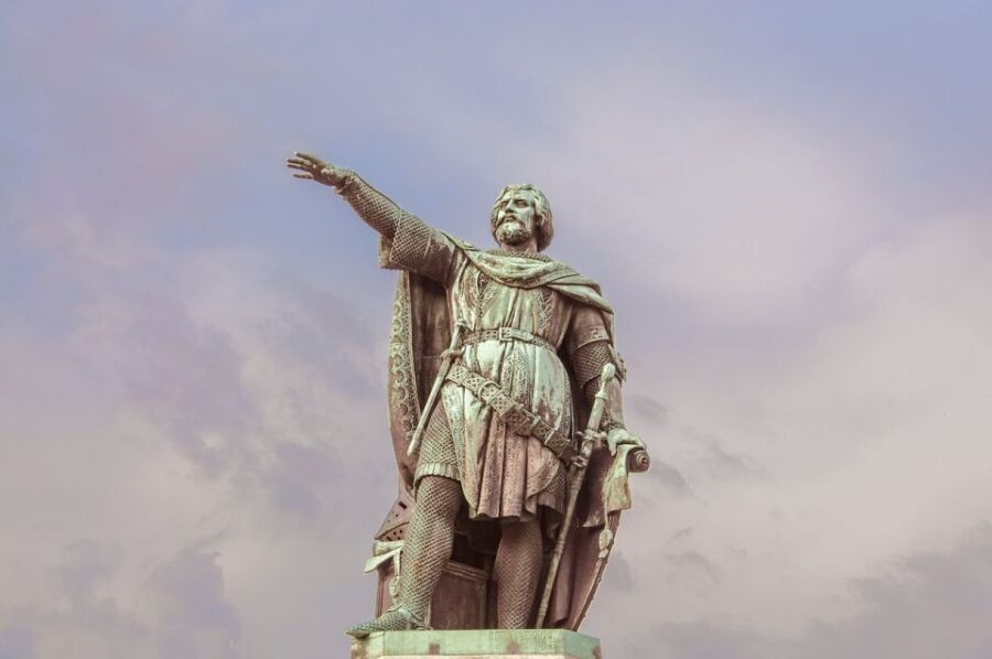 Ghent: Guided Walking Tour and Canal Boat Trip - Where the tour really shines: cathedral art to canal views