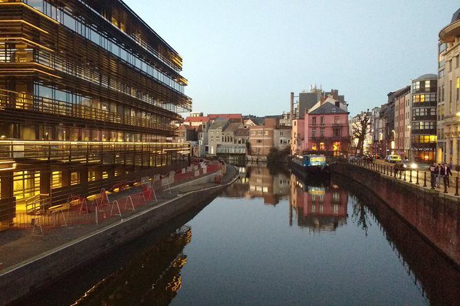 Ghent Walking Tour - City Highlights and Beyond Tradition - Walking requirements: shoes, pace, and that 5 km minimum