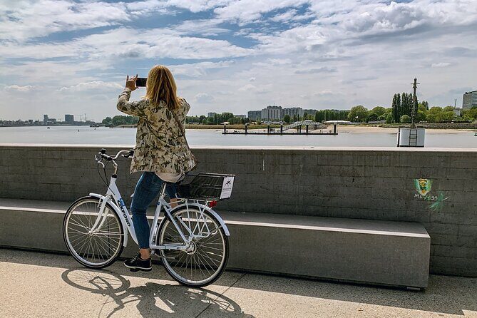 Guided Bike Tour: 2 Hours Highlights of Antwerp - Two Wheels Make Antwerp Easier to Understand