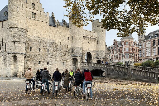 Guided Bike Tour: 2 Hours Highlights of Antwerp - What to Expect from the Riding: Easy, Moving, and Family Friendly