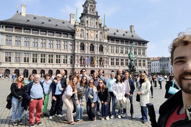 Historical Walking Tour in Antwerp Old City - Stop 5 and 6: Boerentoren and the Vlaeykensgang alley