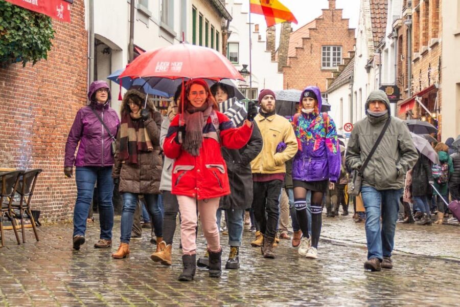 Historical Walking Tour: The Story of Bruges - by Legends - Fish Market Vismarkt and the Finish at De Burg: Closing the Loop