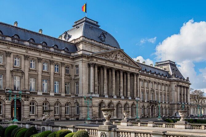 Historical Walking Tour: The Story of Brussels - by Legends - What the guide actually adds (and why it shows up)