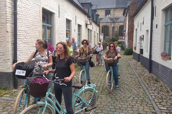 Lovely Leuven Highlights Biketour NEDERLANDS - A 15-person group and rentals taken care of