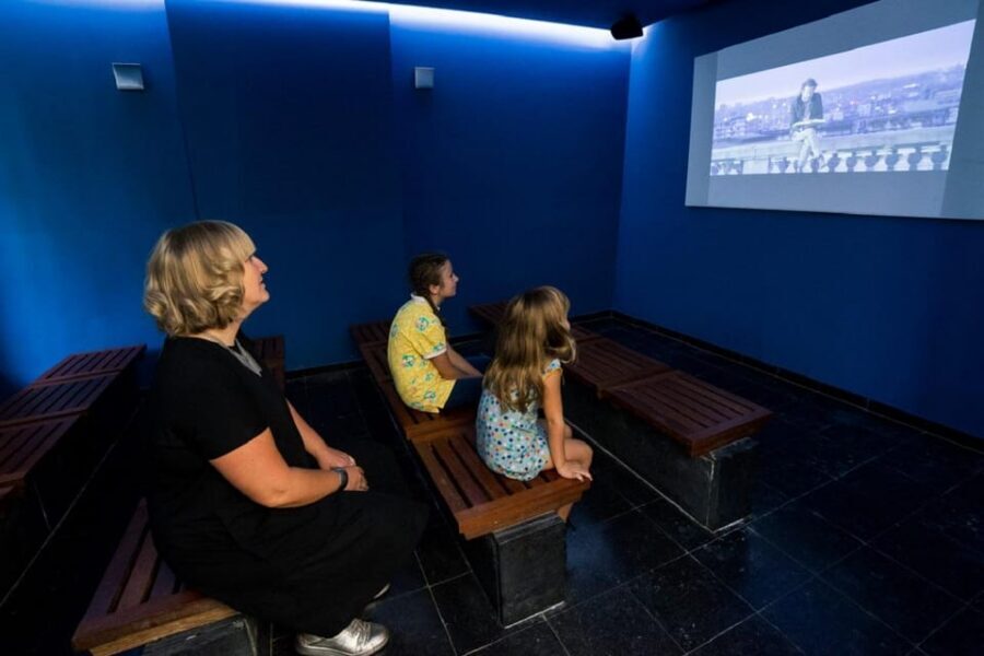 Mons : The Van Gogh House - The renovated pavilion: early influences before the fame