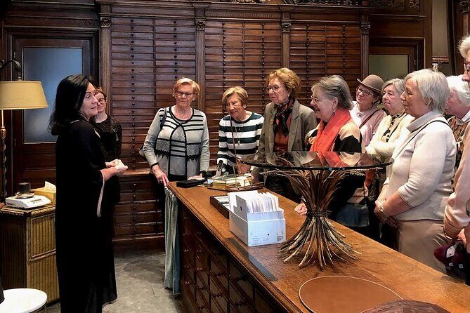 Private Antwerp's Diamonds and Jewellery Old City Center Historic Tour - Inside Pascale Masselis: handcrafted 18-carat jewellery and remaking ideas