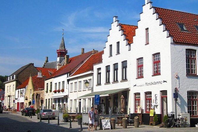 Private Bruges Countryside Cycling Tour to Damme with Guided Walk - Bruges to Damme by bike: why this tour feels like the real deal