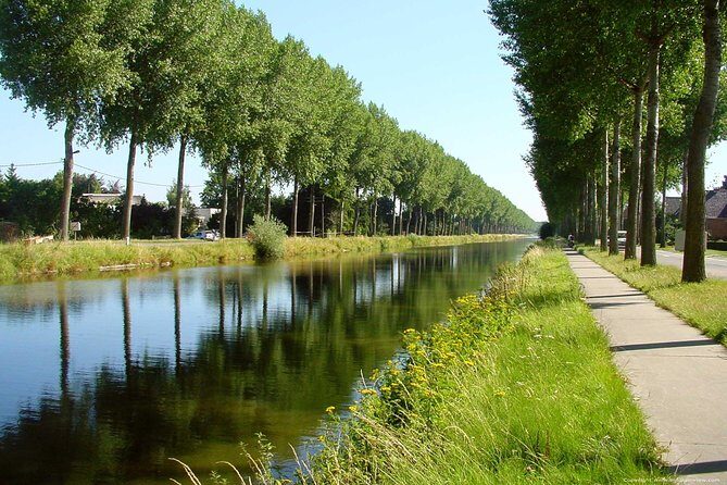 Private Bruges Countryside Cycling Tour to Damme with Guided Walk - Who this tour suits best (and who should think twice)