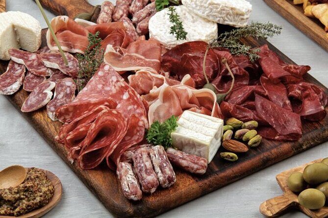 Private Bruges Food Tour: 8 Tastings of Local Delicacies - Stop-by-stop: 8 tastings that map onto classic Bruges flavors