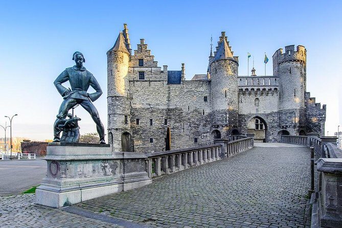 Private Historical Tour: Legends of Antwerp - Cathedral of Our Lady: the finish line for legends and scale