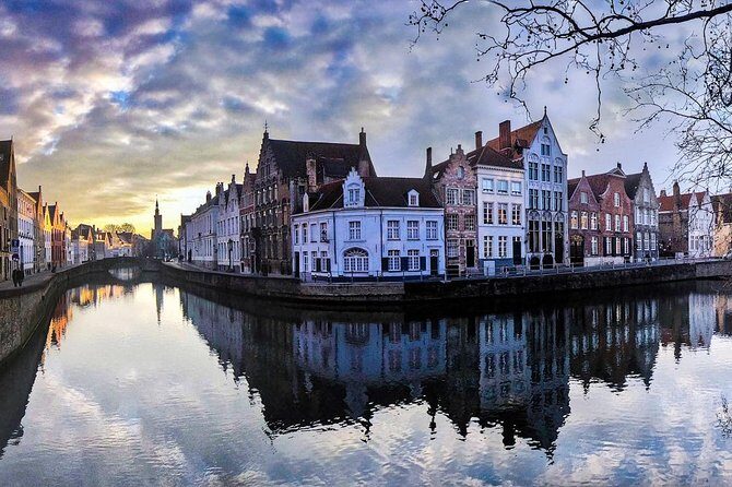 Private Tour: The Dark Side of Bruges - Meeting point and the easy landing at Bauhaus Bar