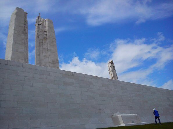 Private Vimy and Belgium Canadian Battlefield Tour from Bruges - Ypres Cloth Hall free time, lunch, and the rhythm of the day