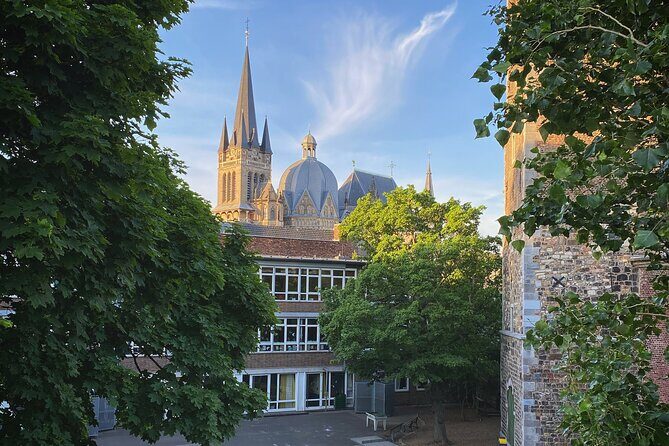 Small Group Liège to Aachen to Maastricht Border Crossing Tour - Heading into Germany: a short Aachen introduction