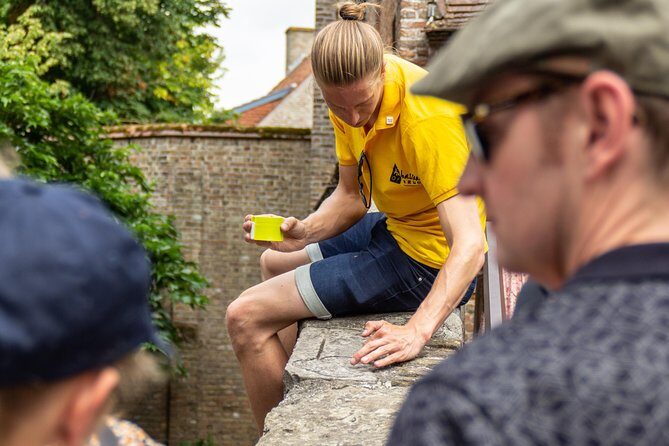 THE Storytelling Tour of Bruges | First Day Must | History & Tips - Where You Meet and How the Guide Finds You