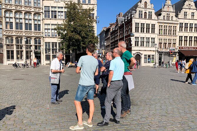 Walking Tour: Highlights of Antwerp - Pace, Comfort, and What to Bring for a Two-Hour Walk