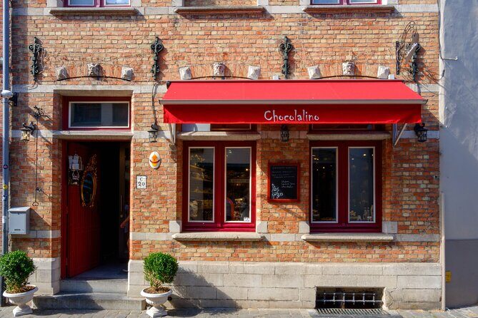Walking tour of Bruges with boat option and/or beer tasting - Boat option and beer tasting: what to expect without surprises